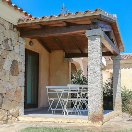 Nettes Ferienhaus In Mit Garten Und Grill Hébergement de vacances